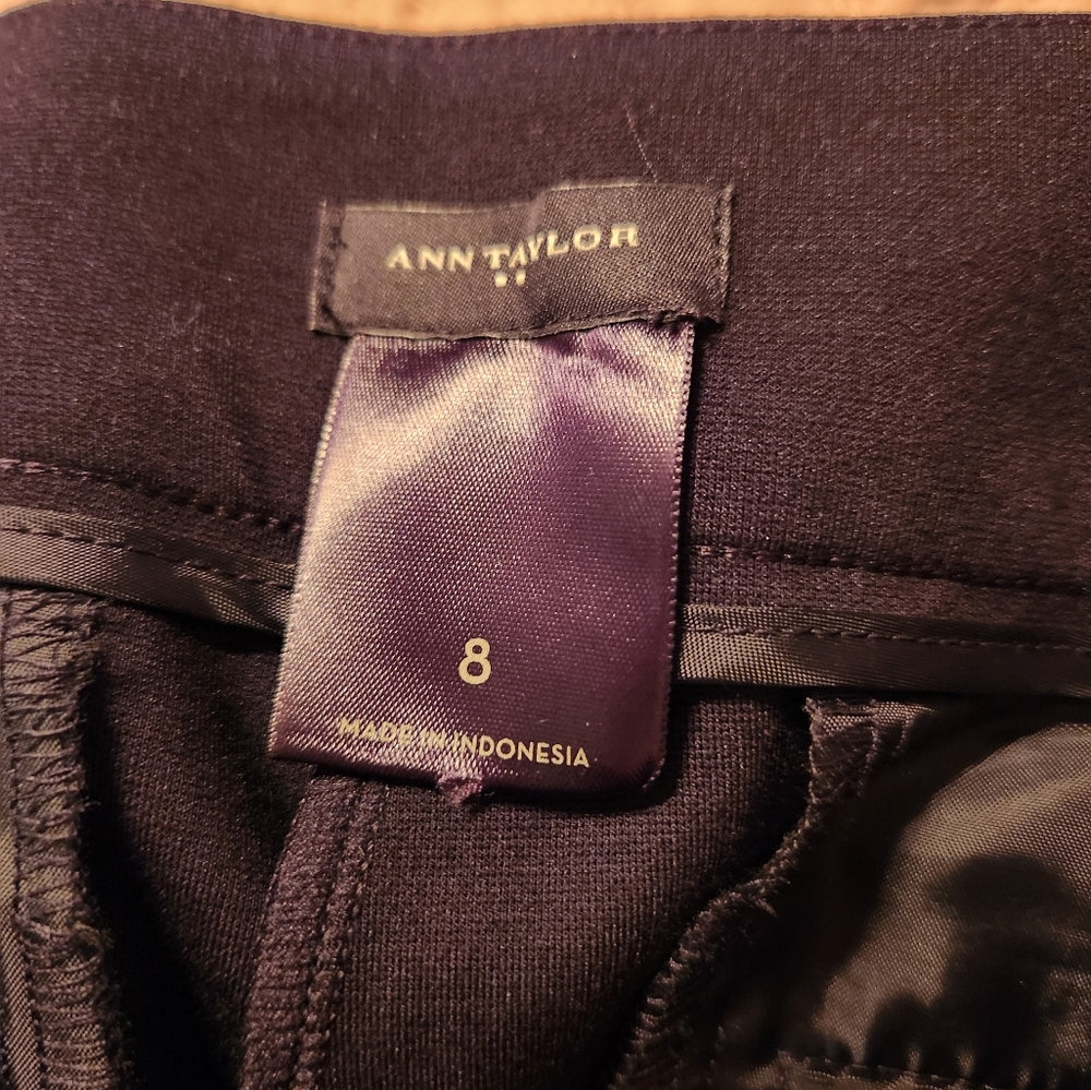 Ann Taylor size 8 black pants - Picture 3 of 5